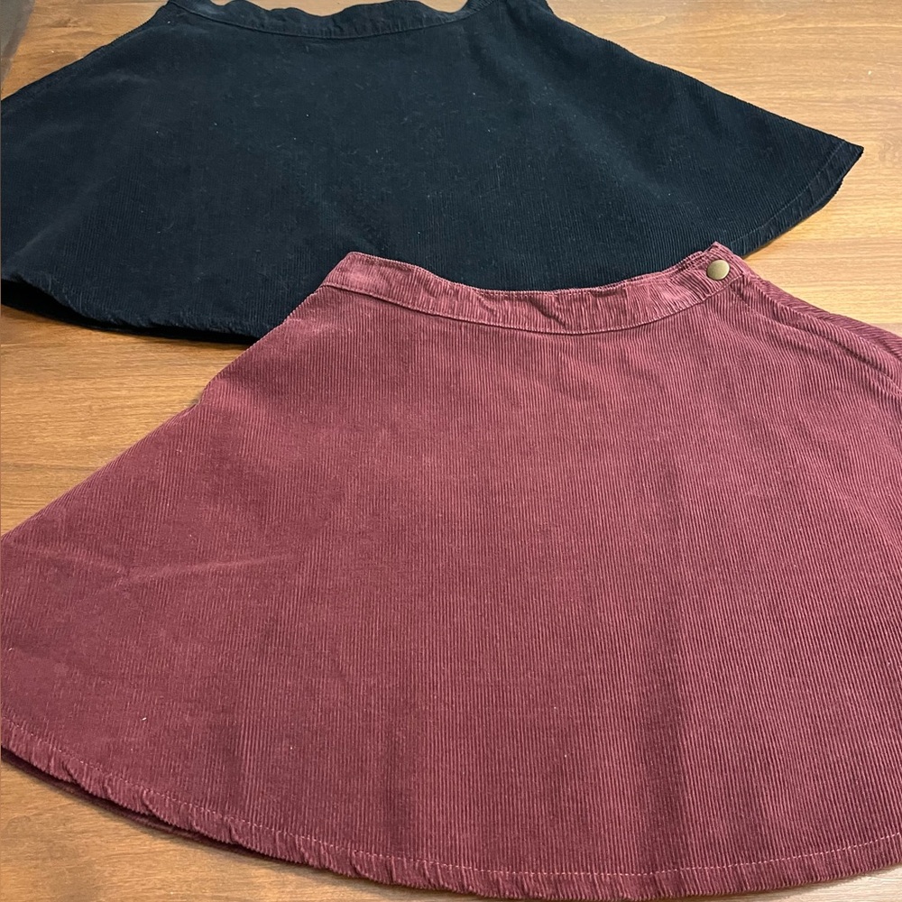 America Apparel Stylish Navy and Burgundy/Rust Corduroy Skater Skirts. Size S
